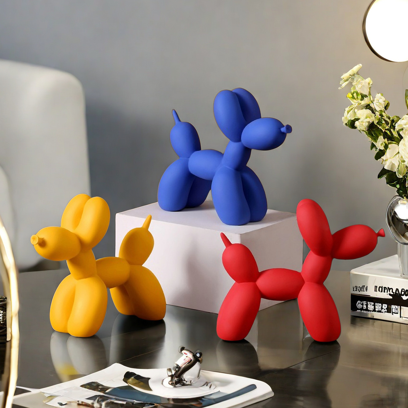 Lovely Color Resin Balloon Dog - Desk Setup Study recension och pris