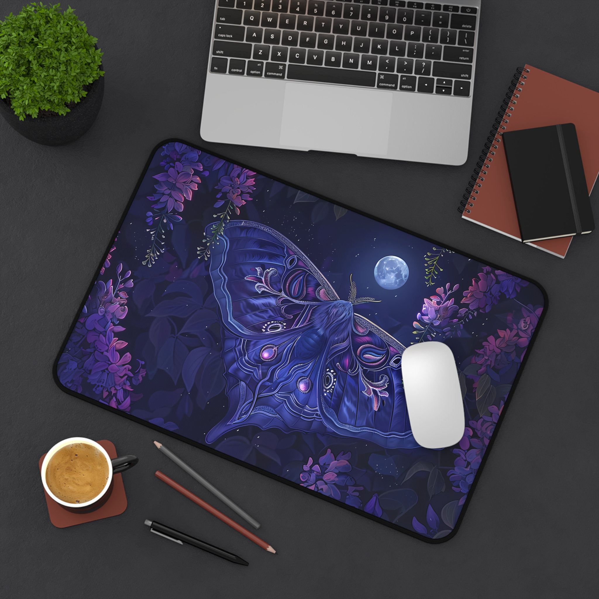 Moth Desk Mat, Cute Gaming Mou - Desk Setup With Plants recension och pris
