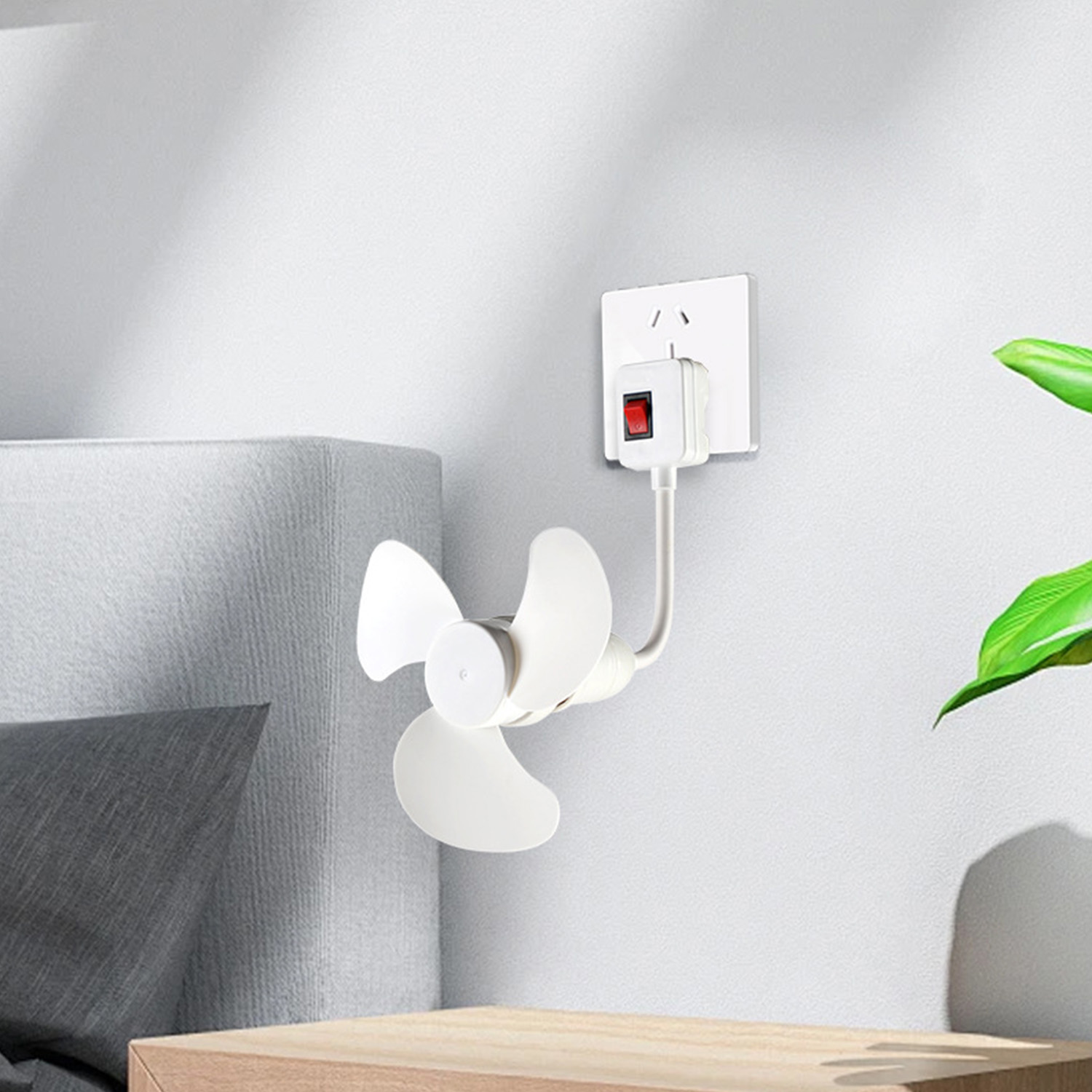 Mini Cooling Fan With E27 Scre - Desk Setup Study recension och pris